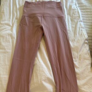 Lululemon 7/8 size 4 leggings, salmon pink